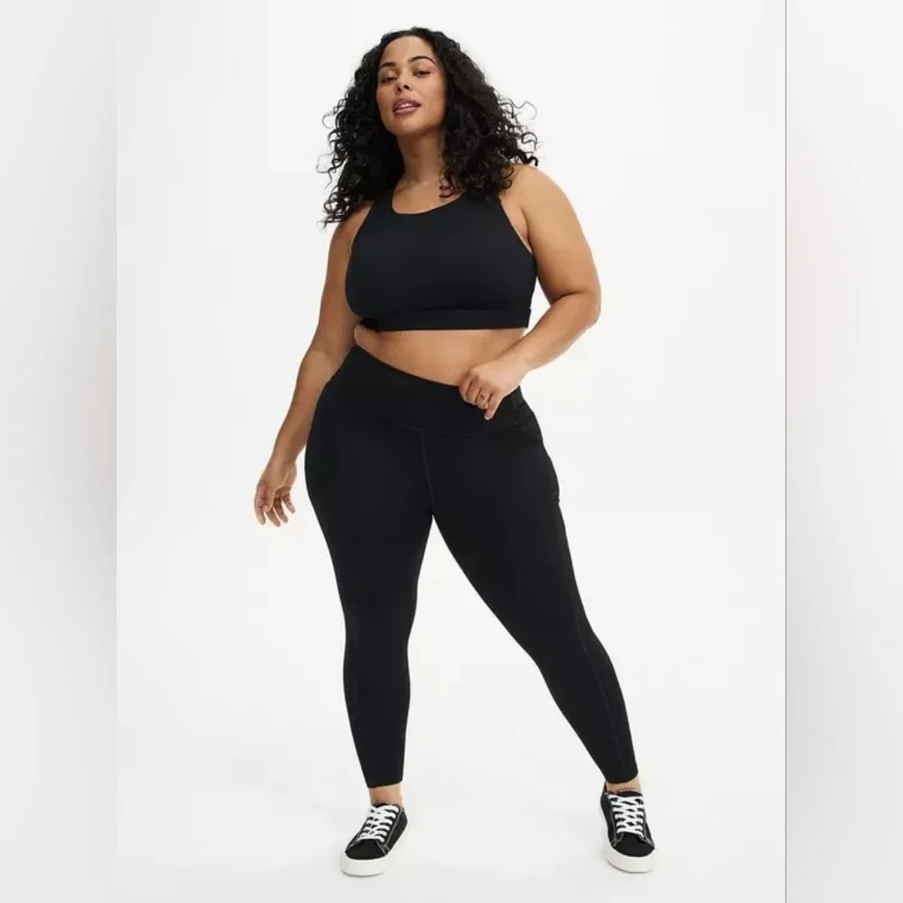 Torrid NWOT Tru By Torrid Full Length Side Pocket Active Leggings - Picture 2 of 9